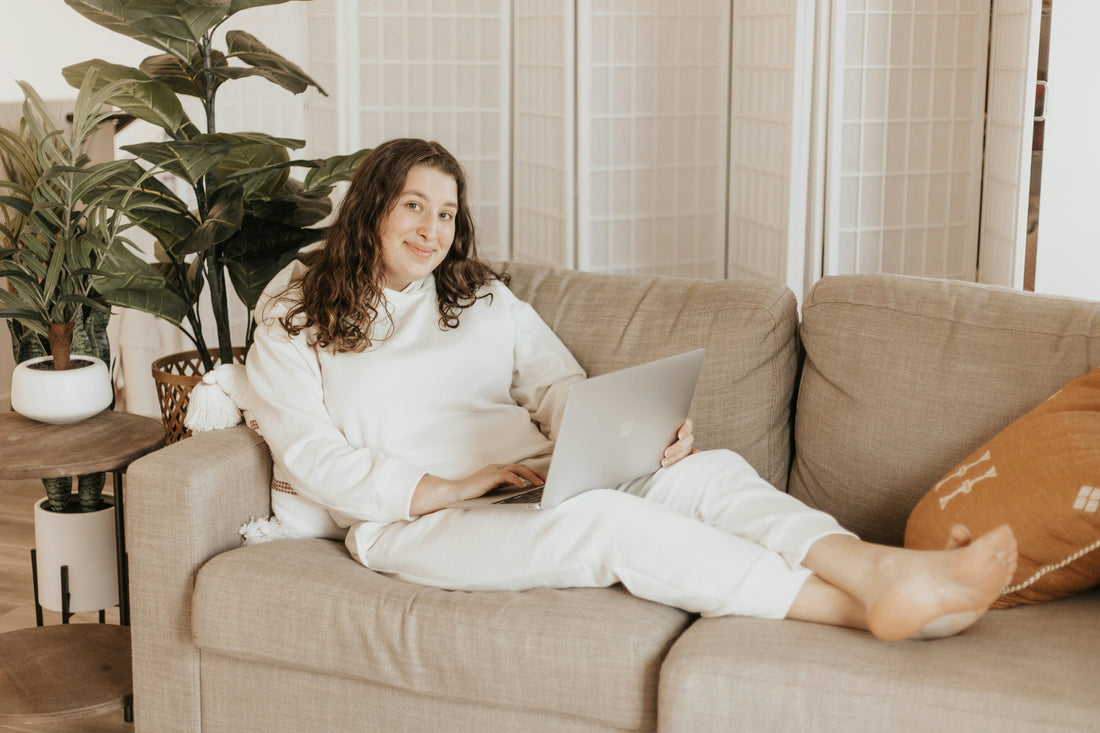 Navigating Scent Sensitivity During Pregnancy with Dilution